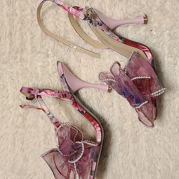Betsey Johnson Matching Heels and Bag Flora - Picture 5 of 9